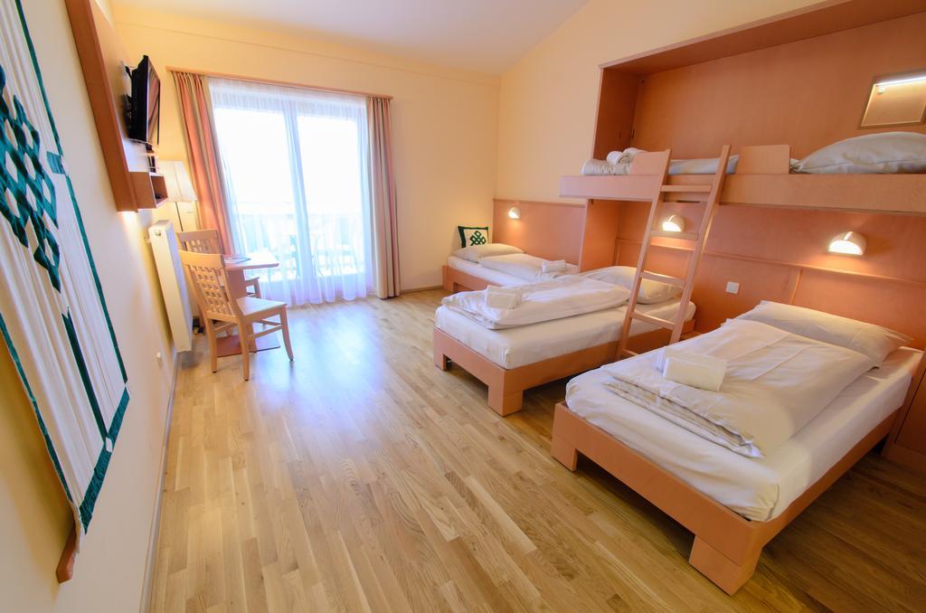 Jufa Hotel Knappenberg Ober-Gossen Bagian luar foto