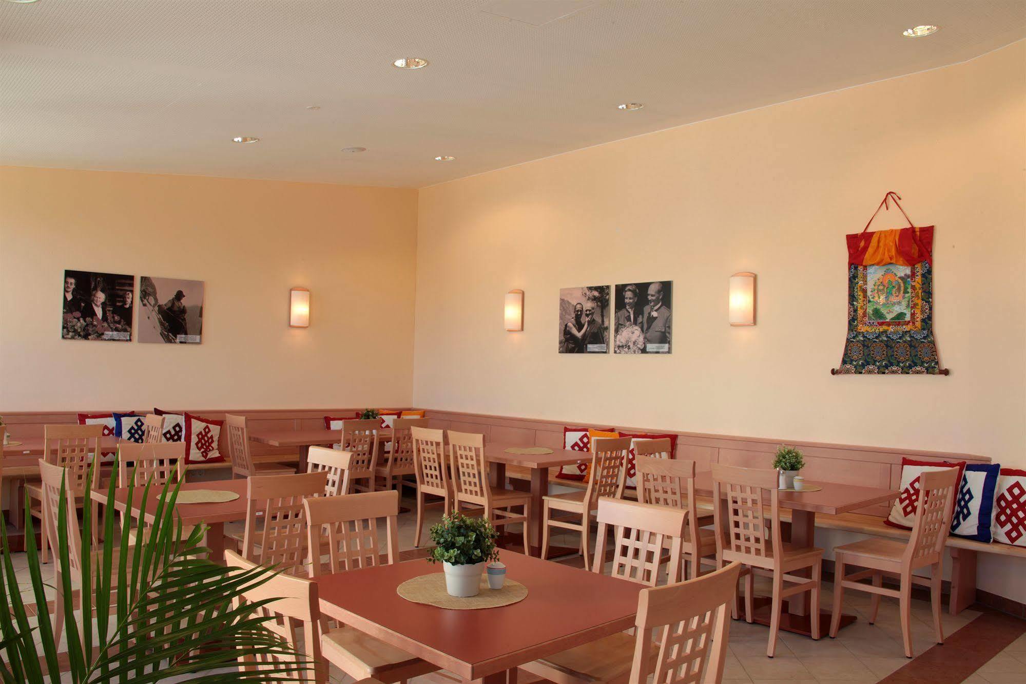 Jufa Hotel Knappenberg Ober-Gossen Bagian luar foto