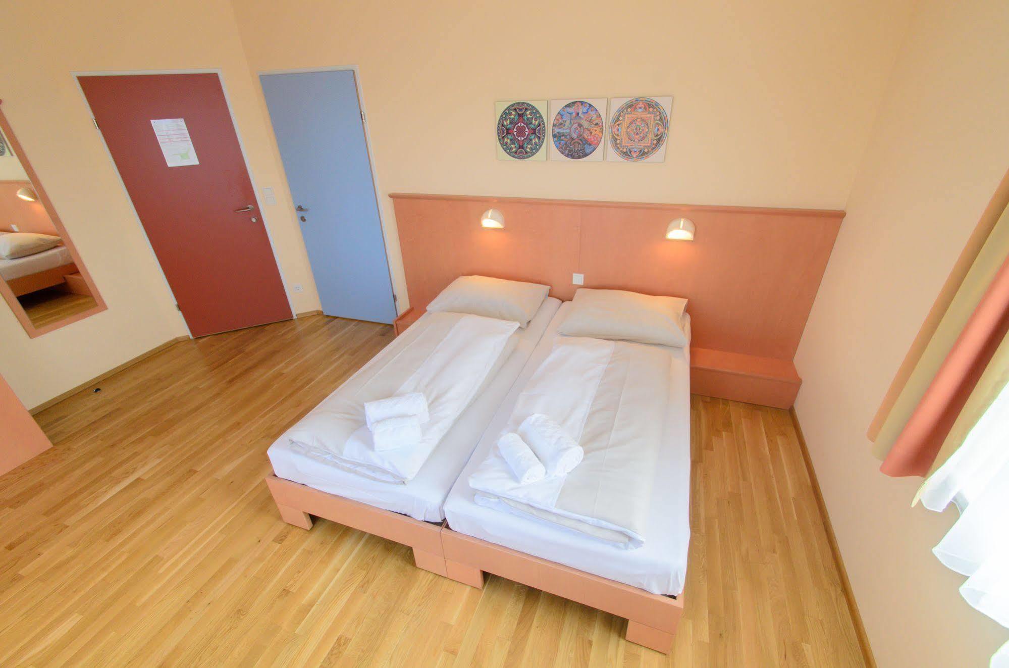 Jufa Hotel Knappenberg Ober-Gossen Bagian luar foto