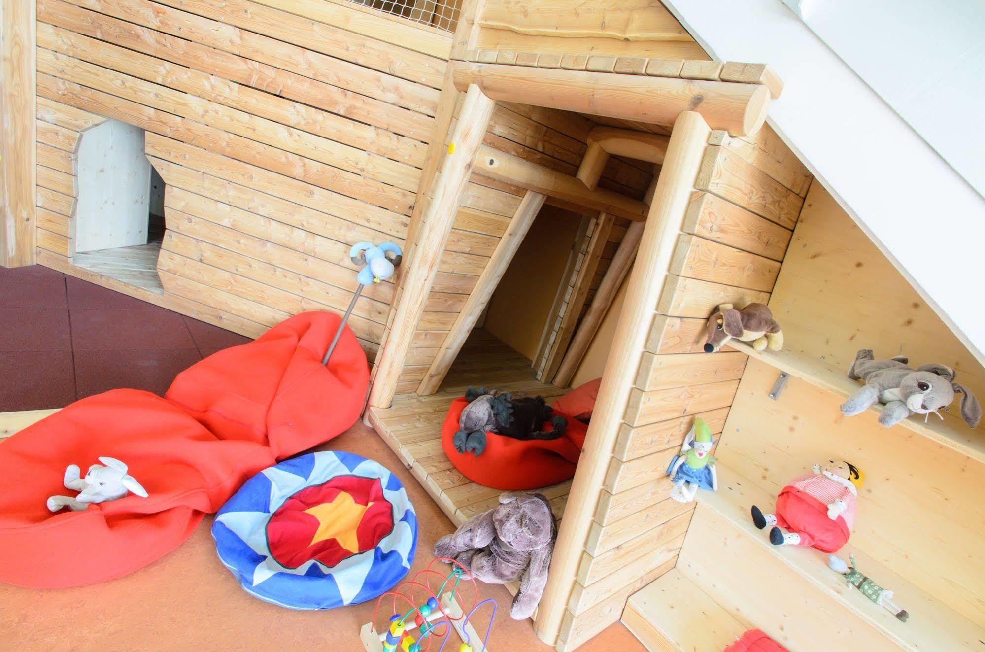 Jufa Hotel Knappenberg Ober-Gossen Bagian luar foto