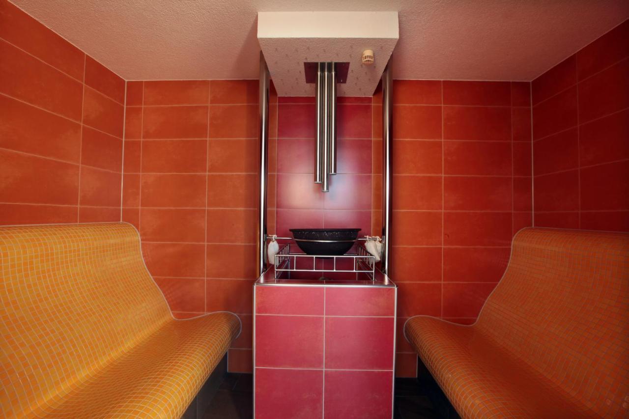Jufa Hotel Knappenberg Ober-Gossen Bagian luar foto